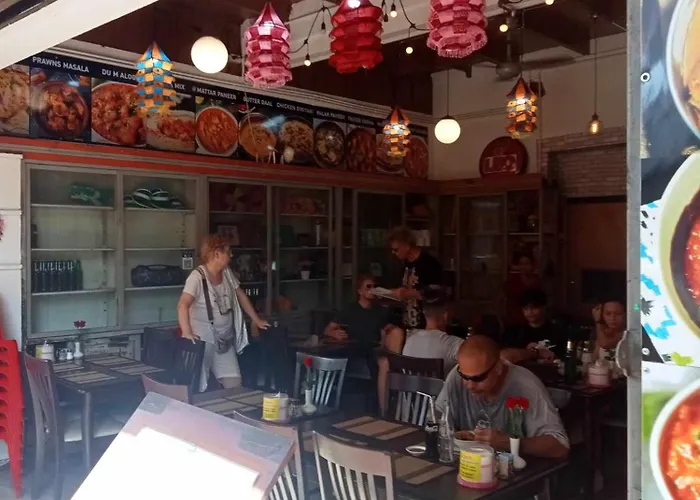 Homestay Bang Lumphu House&bistro
